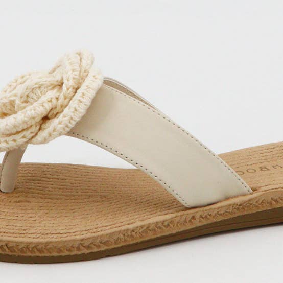 Bamboo ATHENA-32 Tongs à fleurs en crochet pour femmes avec semelle tissée - Pack de 18 paires - 13,95 €/paire pour la vente par Mars Sky Shoes Wholesale