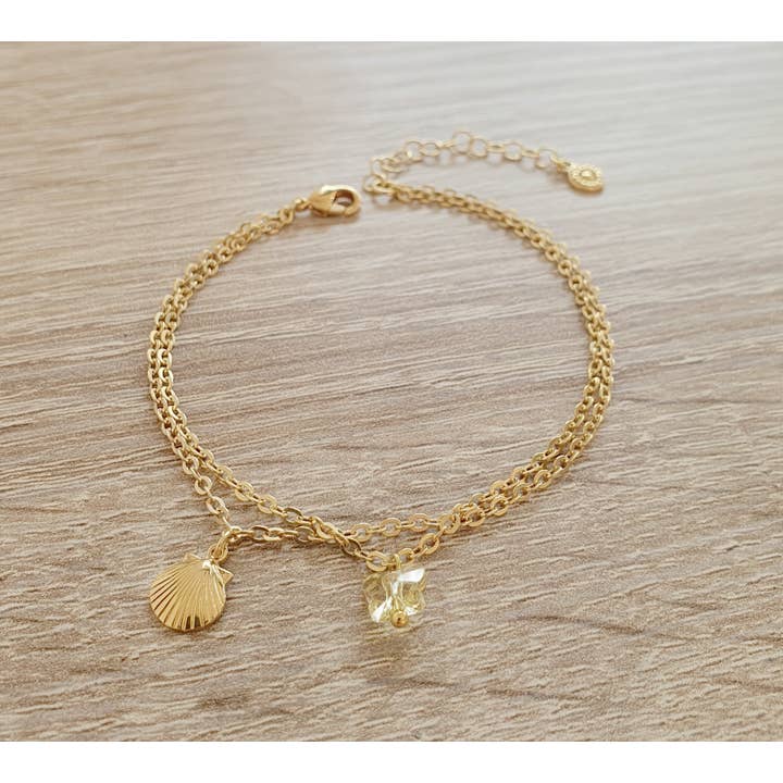DIGE DESIGNS - Venta al por mayor Pulseras de abalorios/colgantes - Pulsera de conchas marinas de doble cadena con mariposa de cristal amarillo