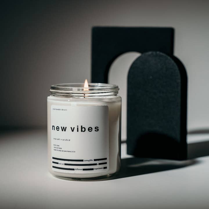 postmodernform – Großhandel Kerze im Glas / gefüllte Kerze – New Vibes//Kerze aus Meersalz und Orchideen-Sojawachs1