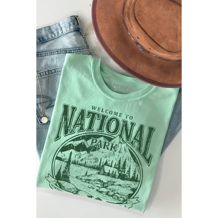 National Park T-shirt met korte mouwen voor wholesale door Amused by Blue