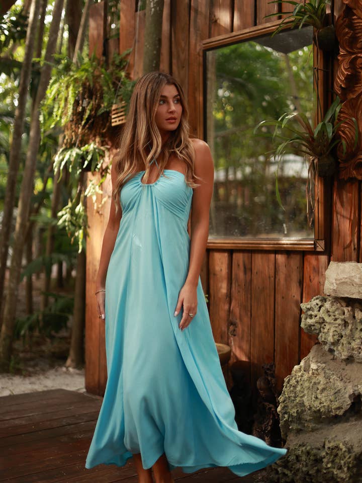 ROBE DOS NU SANTORINI BLUE MOONCARE pour la vente par Salty Weekend