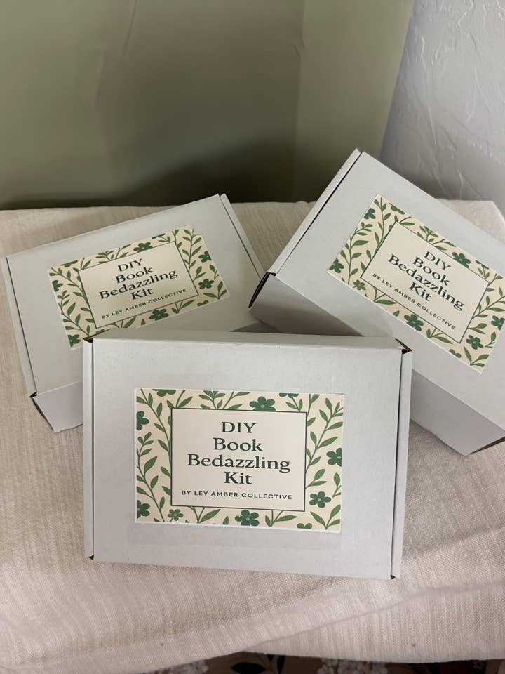 Gør-det-selv Bedazzle Boglig Kit for engroshandel hos Ley Amber Collective