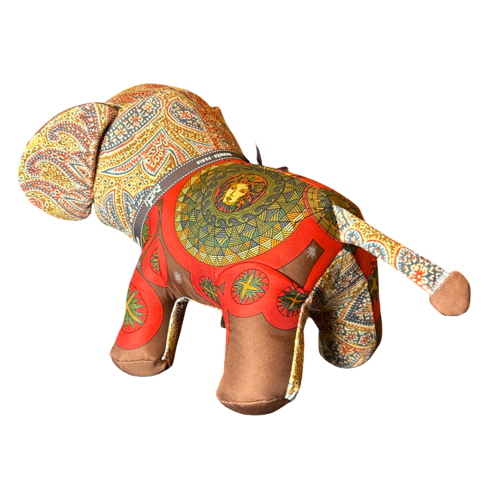 Vintage Luxe Up - Wholesale Decorative Figurine - Roy Soleil Vintage Silk Scarf Lucky Elephant2