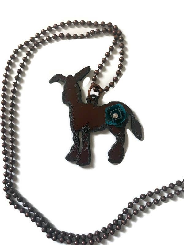 The Rustic Barn - Vente Colliers à pendentif - Collier DONKEY rustique avec fleur en turquoise peinte1