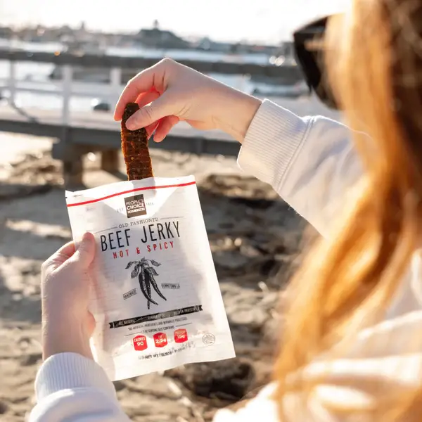 People's Choice Beef Jerky - Wholesale Jerky - Old Fashioned - Dry Style - Hot & Spicy Beef Jerky 2.5oz2