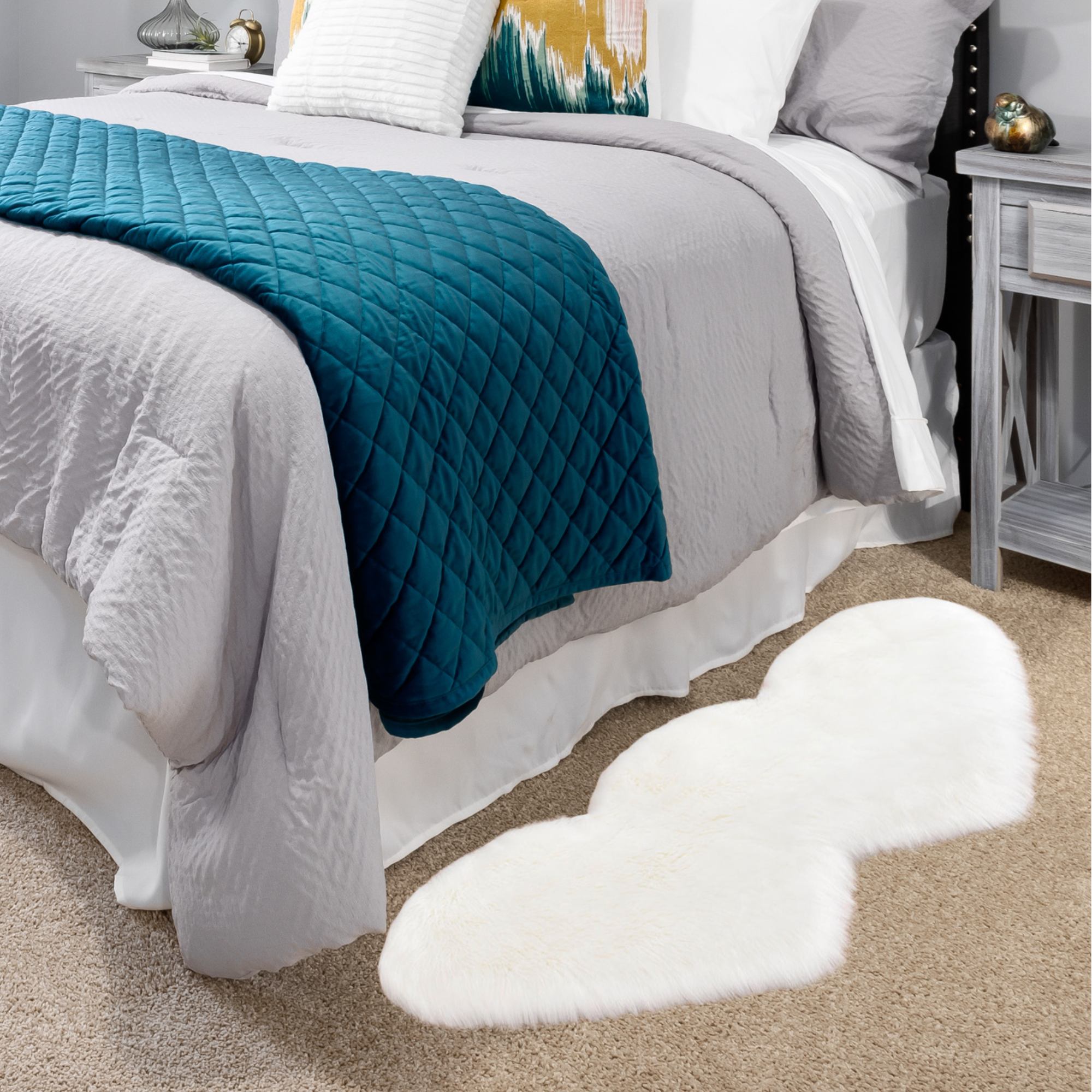 DrifWoo – wholesale Area rug – Fluffy Double Heart Mat Faux Non-slip Decorative Rug1