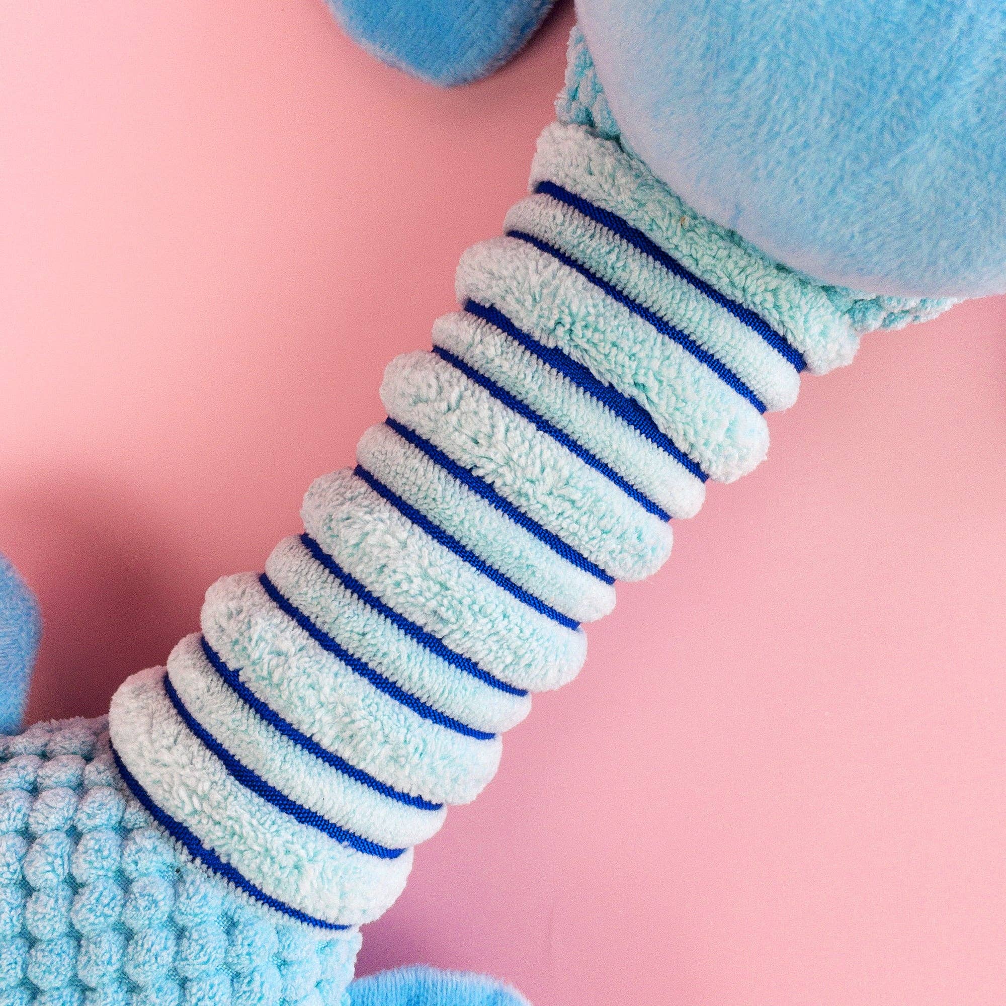 Green Waves Co. – wholesale Pet plush toy – Dog – Dog Plush Toy5