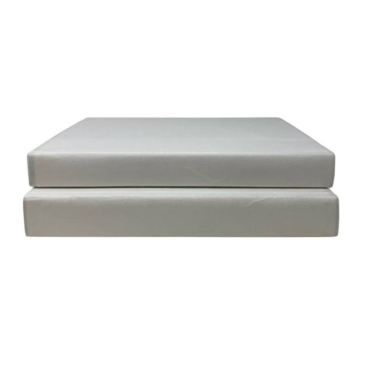 E. Lawrence, Ltd. - Wholesale Display Book - Flat White Spine / White Cover / 10-11"