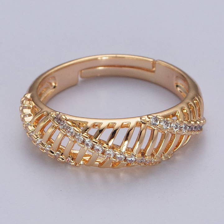 Elegante anello regolabile geometrico con barra aperta in oro Micro Pave per la vendita all'ingrosso da parte di Aim Eternal