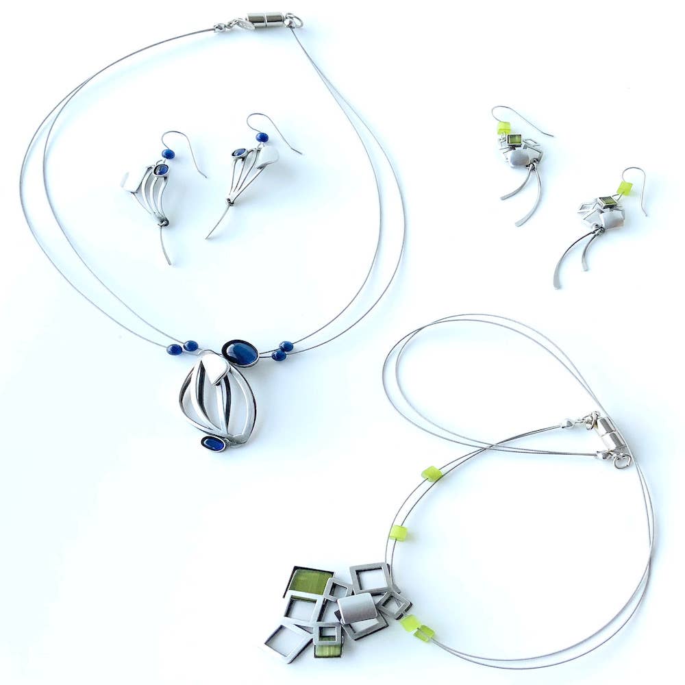 Christophe Poly / Crono Design - Vente Parures de bijoux - ENSEMBLES Préemballés (DFY1) - 6xColliers17'' & Ensembles d'Oreilles & Présentoirs Gratuits3