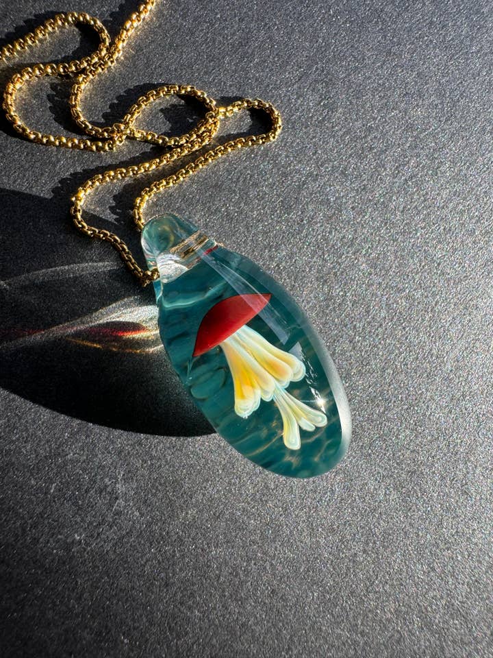 Red and Cream Jellyfish Pendant for wholesale by Jukju Glass