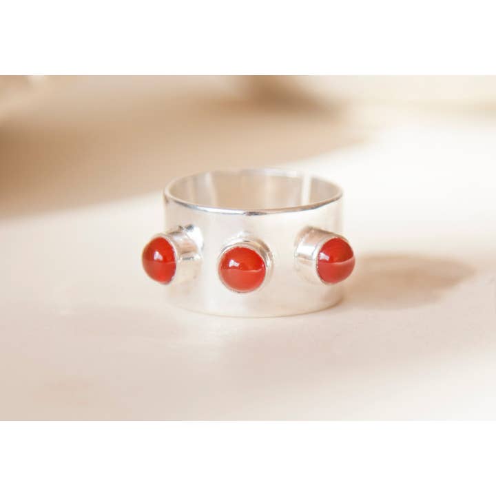 Negar Shams – wholesale Cocktail/statement ring – Carnelian 3-Stone ring