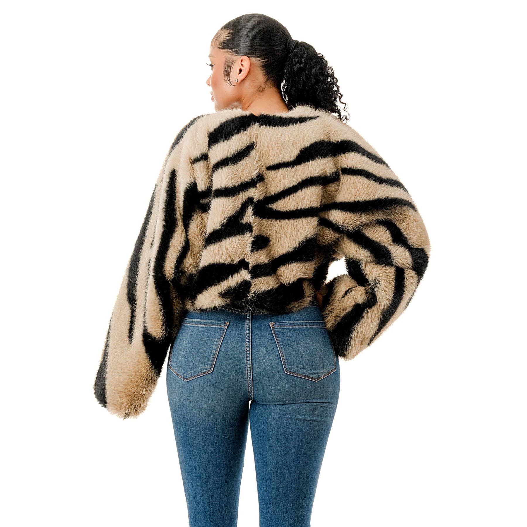 DORCAS - Vente Veste – femme - Veste en fausse fourrure à manches longues Plus2