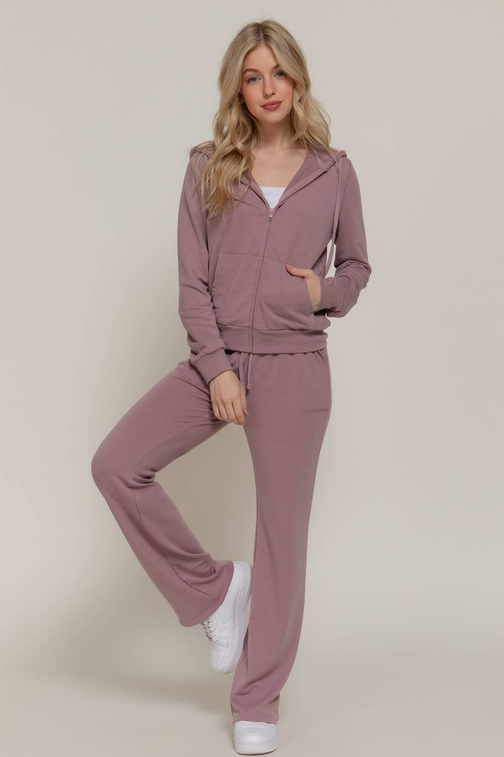 Active Basic | Active USA - Wholesale Lounge Set - Women's - Long Sleeve Hoodie Jacket & Pants Sweatsuit Set  25
