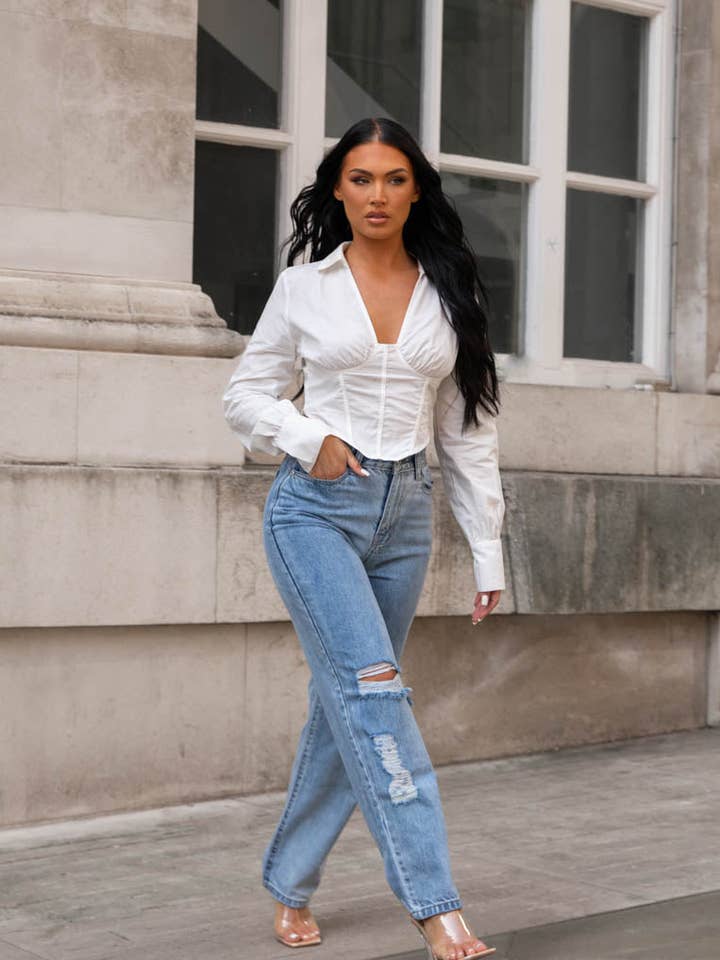 Femme Luxe - Wholesale Jeans - Women's - Blue Denim Ripped Back Mom Jeans - Jayda0