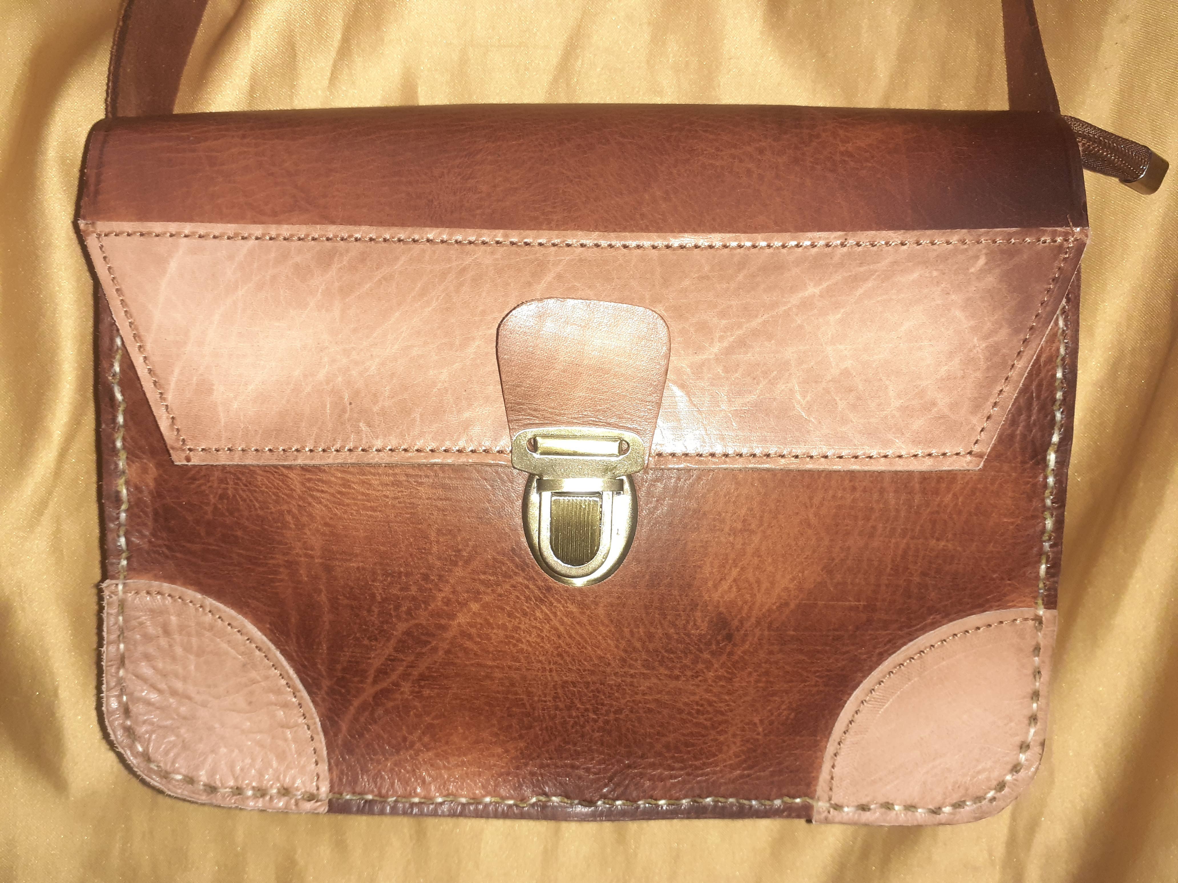 Hecho a mano – Engroshandel Tasketilbehør - Dame – Vacuno automatisk kombineret taske5