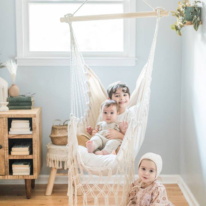 Limbo Imports Hammocks - Wholesale Hammock - Kids - Macrame Hanging Swing Chair + 2 Pillows Set JR.2