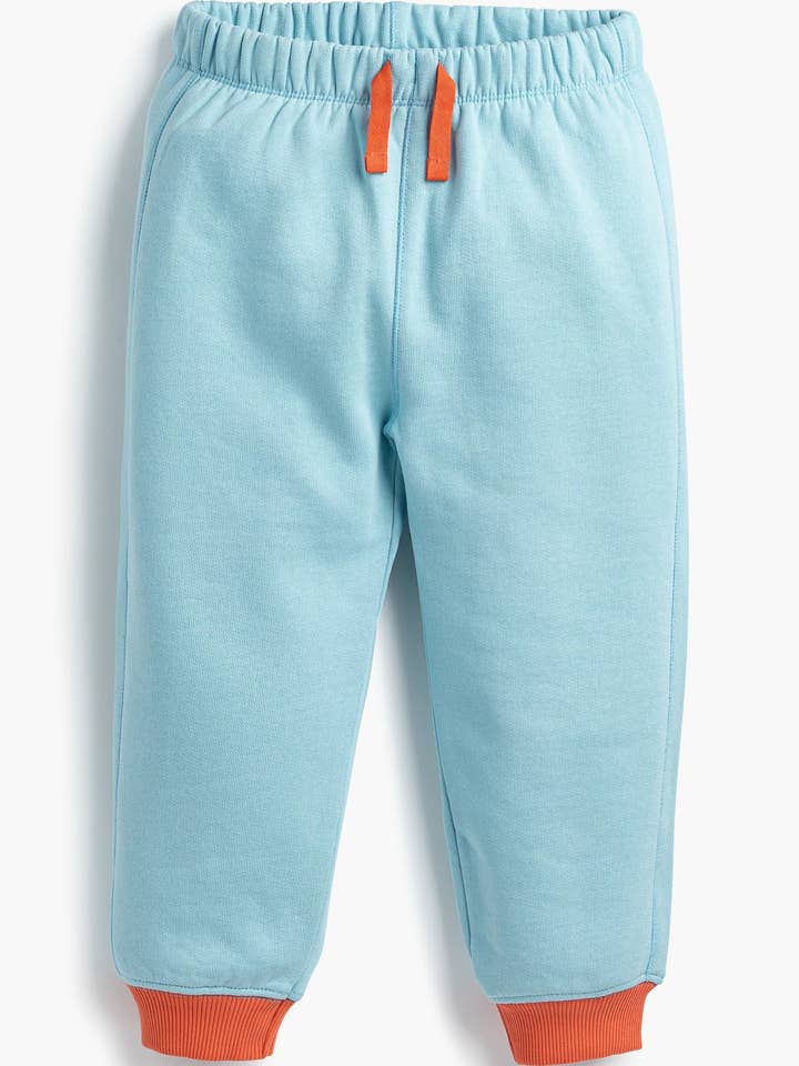 Sportieve Joggingbroek_Lichtblauw met Rood voor wholesale door Monica + Andy