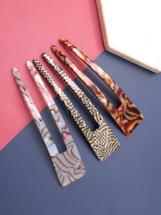 CHIGNON FRENCH TWIST HAIR CLIP PIN | 40H100 for wholesale by JOSSLYN by wall to wall