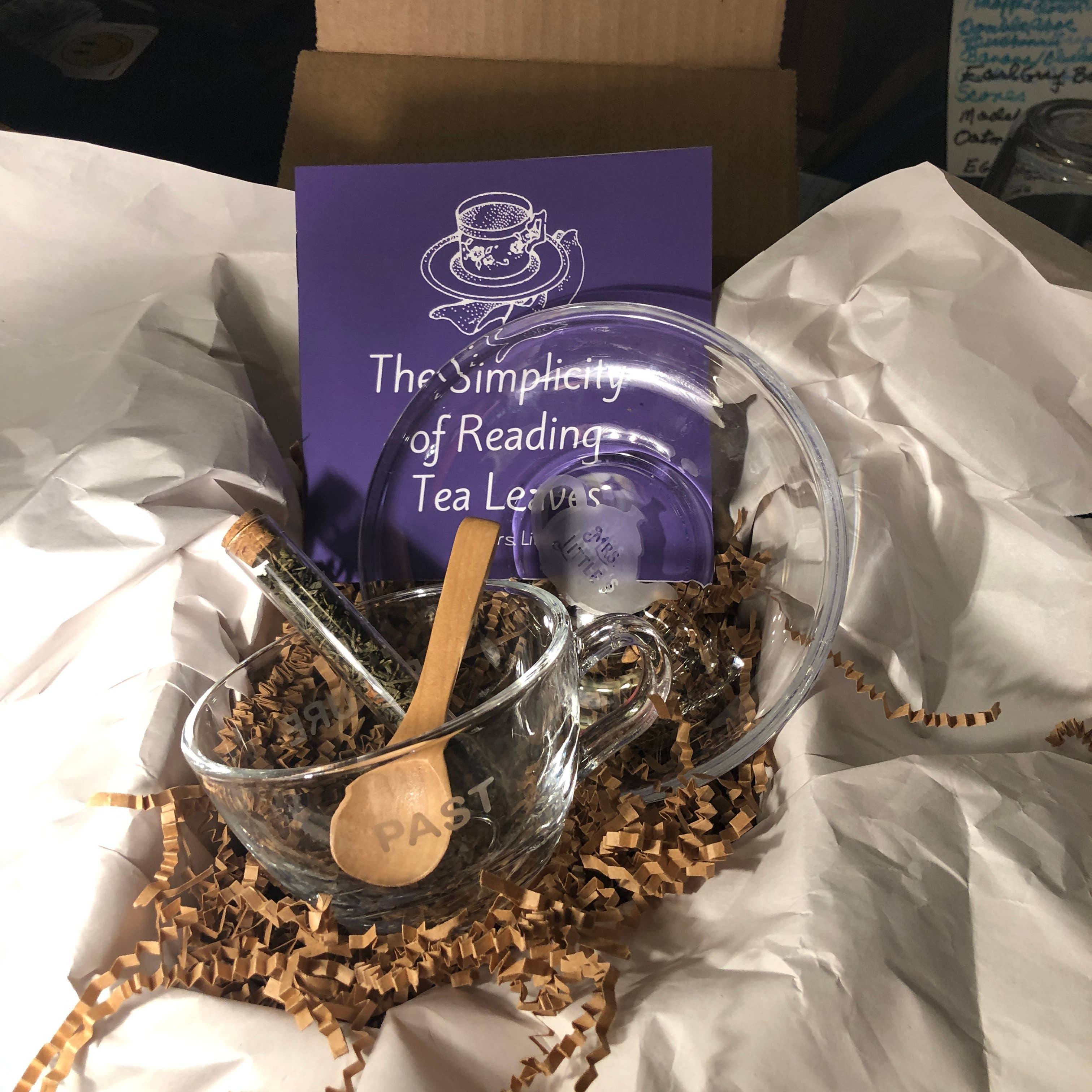 Mrs. Little's Tea and Toys - Wholesale Tea Set - Tea Leaf Reading Kit1