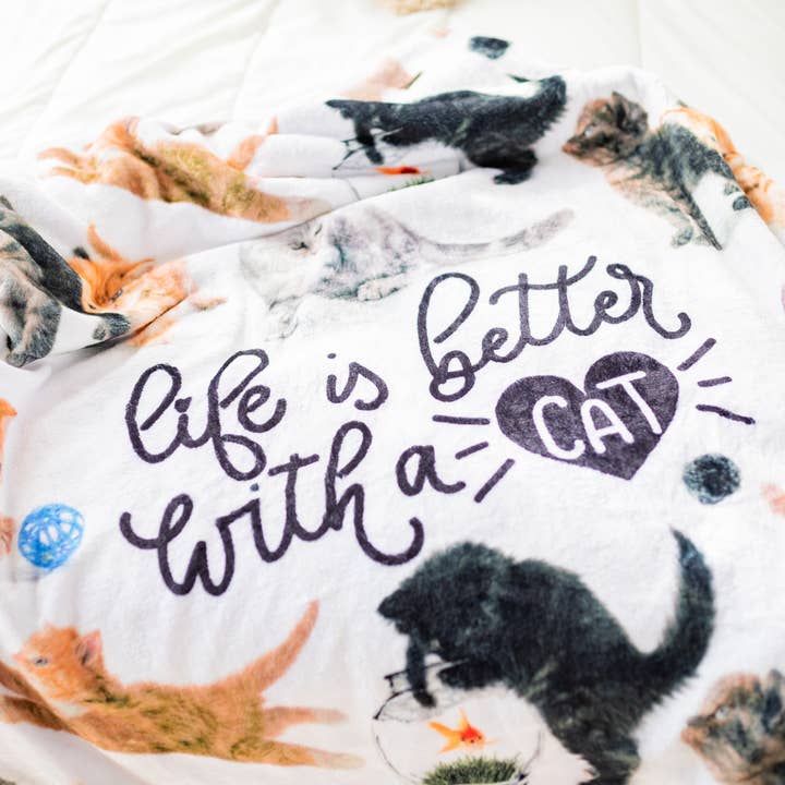 BRIEF INSANITY - Wholesale Throw Blanket - Life Is Better With A Cat Throw Blanket