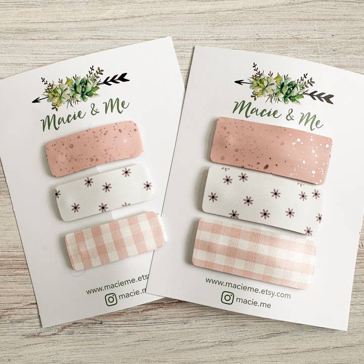 Ensemble de pinces à pression roses, florales et vichy pour la vente par Macie & Me