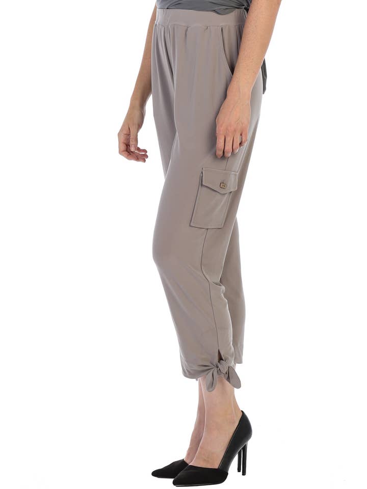 Focus Fashion - Wholesale Pants - Women's - Travel Wear Cargo Pants - Style IT118