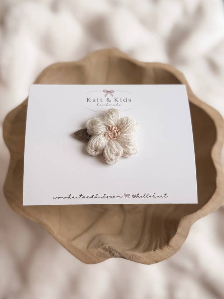 Crochet flower ♡ headband or clip for wholesale by Kait + Kids