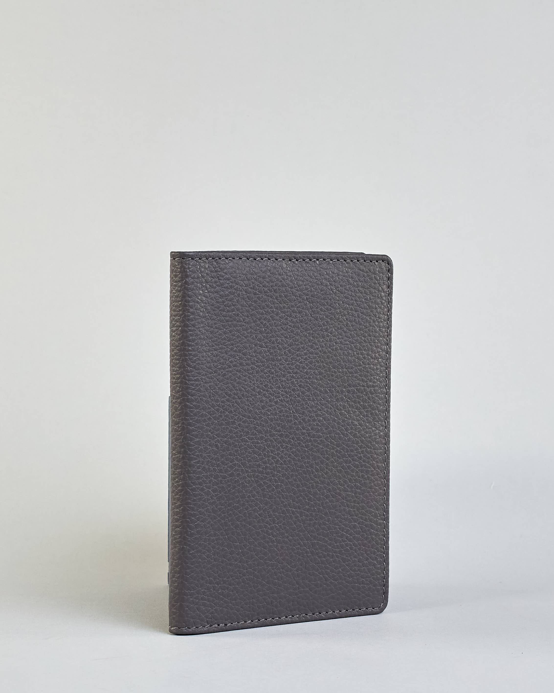 Herzilein-Wien GmbH - Wholesale Passport Case - Women's - Passhülle Leder 13