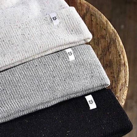 Upstate Stock - Vendita all'ingrosso Berretto - Unisex - Berretto Confetti Easy Fit in cotone riciclato super fine
