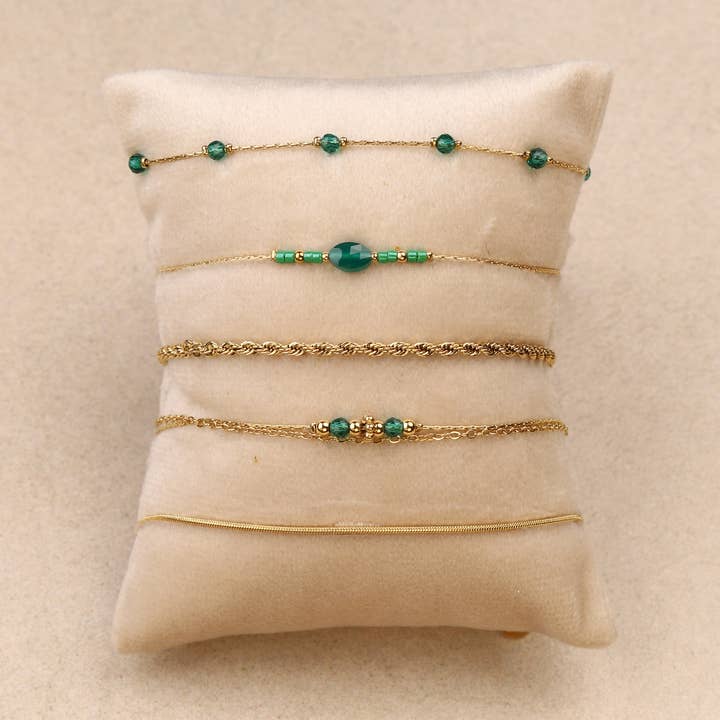 Set aus 10 Armbändern aus Stahl (grün) für den Großhandel von Les Cleias
