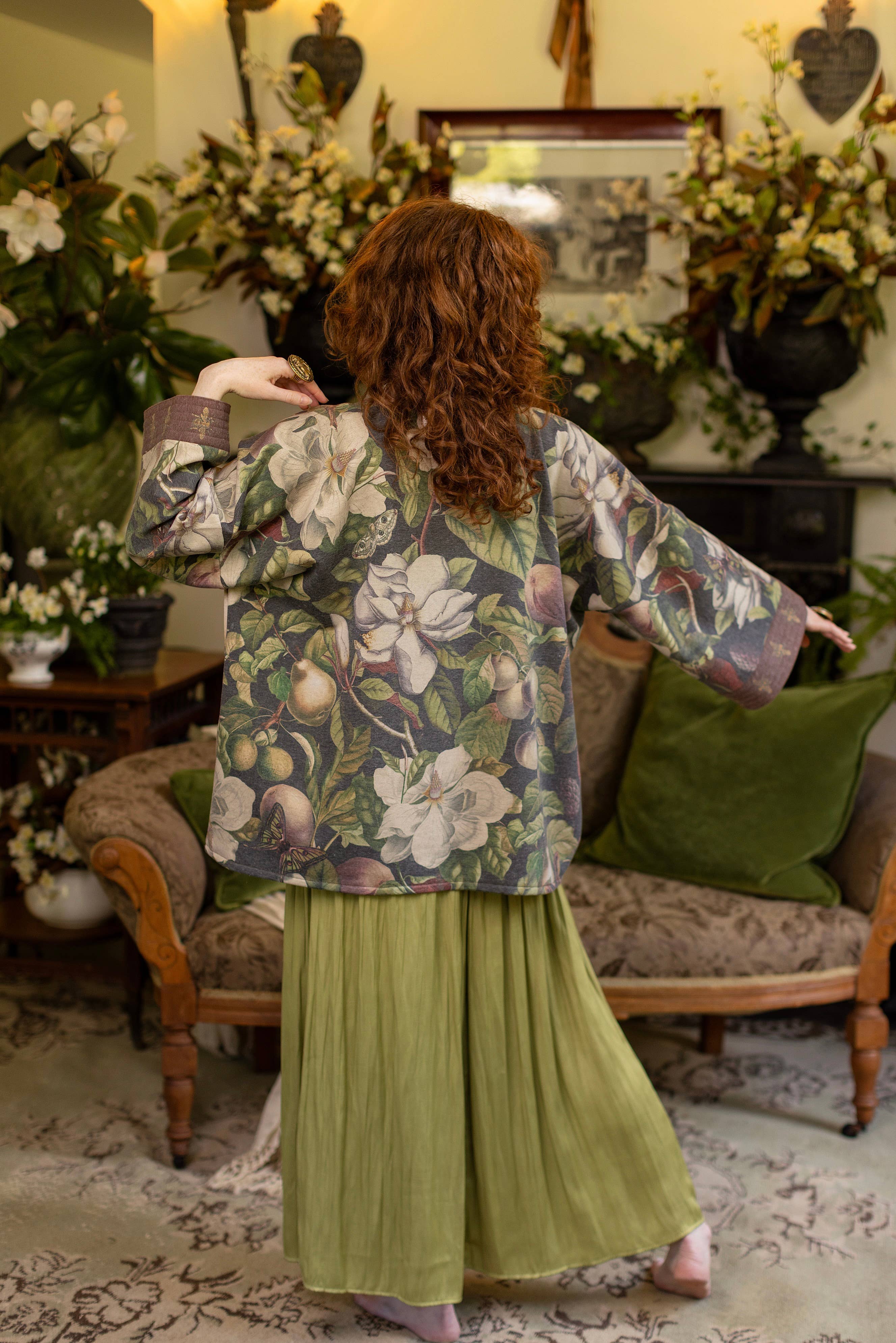 Market of Stars (USA) - Wholesale Jacket - Women's - Fleur De Lune Fleece Cottage Cardigan Jacket w/ Floral Print2