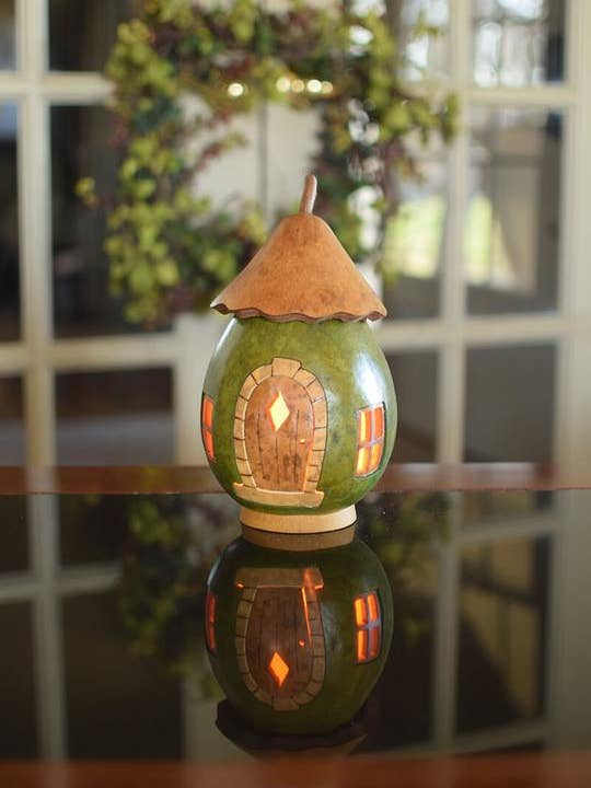 Yorkshire Cottage Gourd for wholesale by Meadowbrooke Gourds