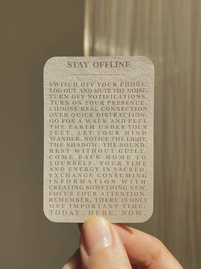 Anna Cosma - Wholesale Sticker - STICKER - STAY OFFLINE - SWITCH OFF YOUR PHONE...SUSTAINABLE2