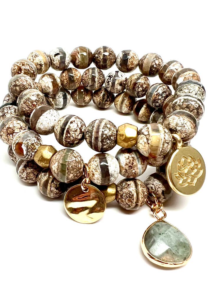 Tibetisches Dzi-Achat-Armband gestreift Grau für den Großhandel von Stephanie Leigh Jewelry