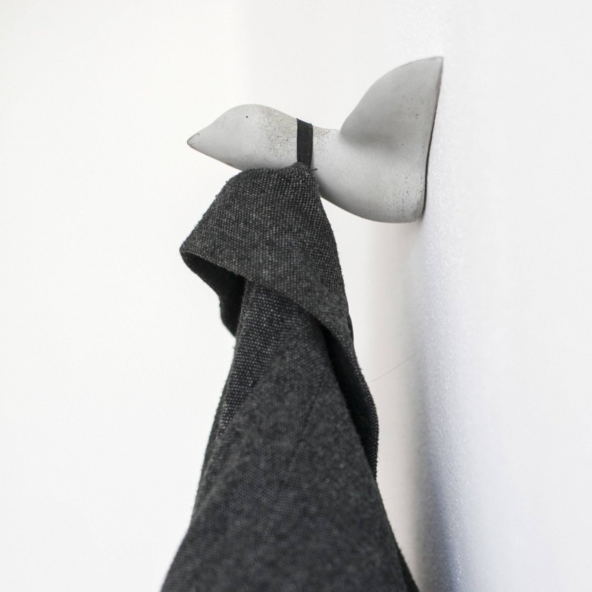 Formpoet - Wholesale Wall Hook - Concrete wall hook - light grey3