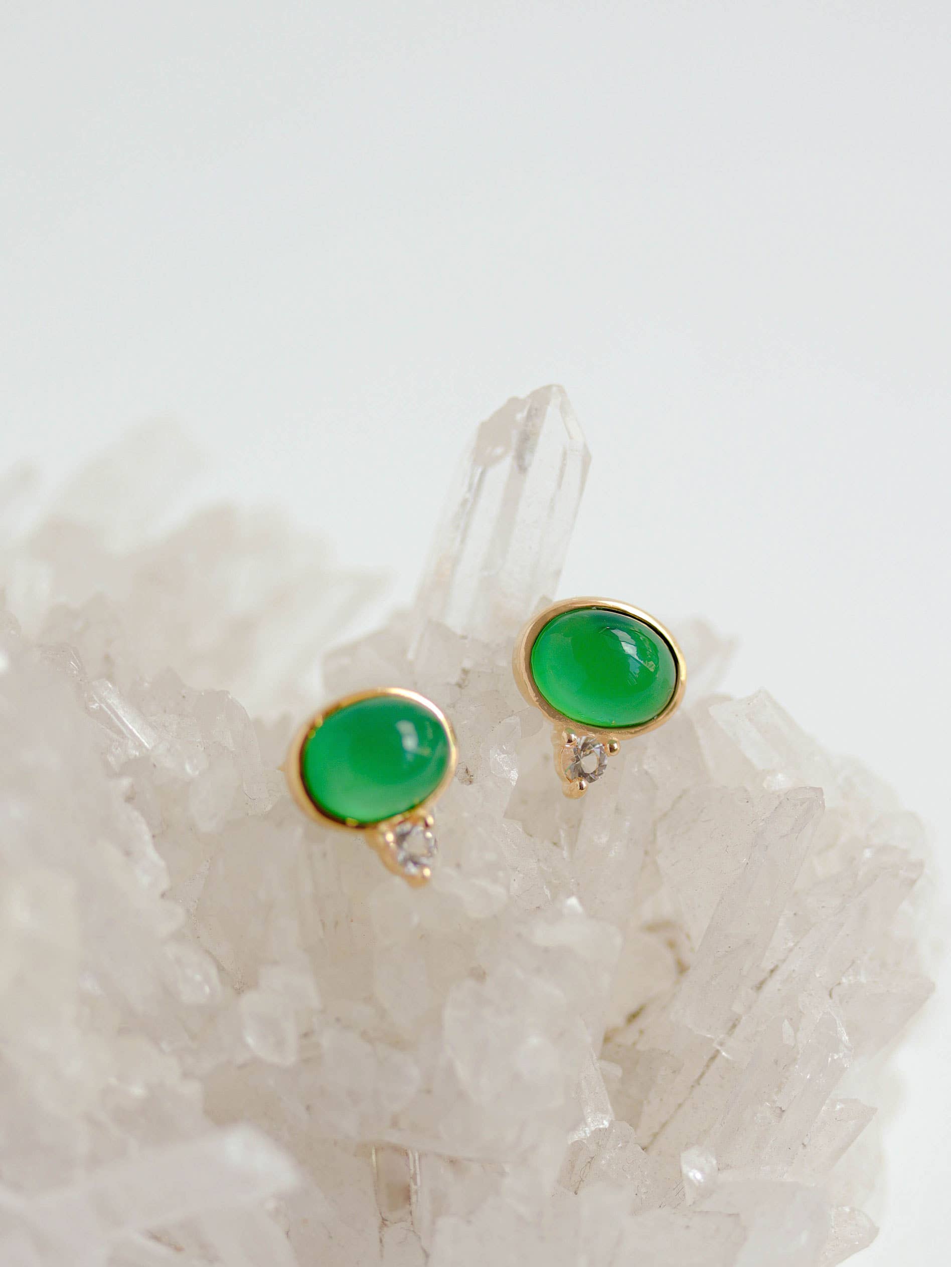 CURIOUS CREATURES – Großhandel Ohrstecker – Orb Ohrstecker - grüner Onyx (Gold)1