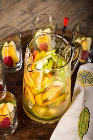 Sallie's Greatest - Wholesale Cocktail Mix/Syrup - 5 oz. Peach + Mint Simple Syrup2