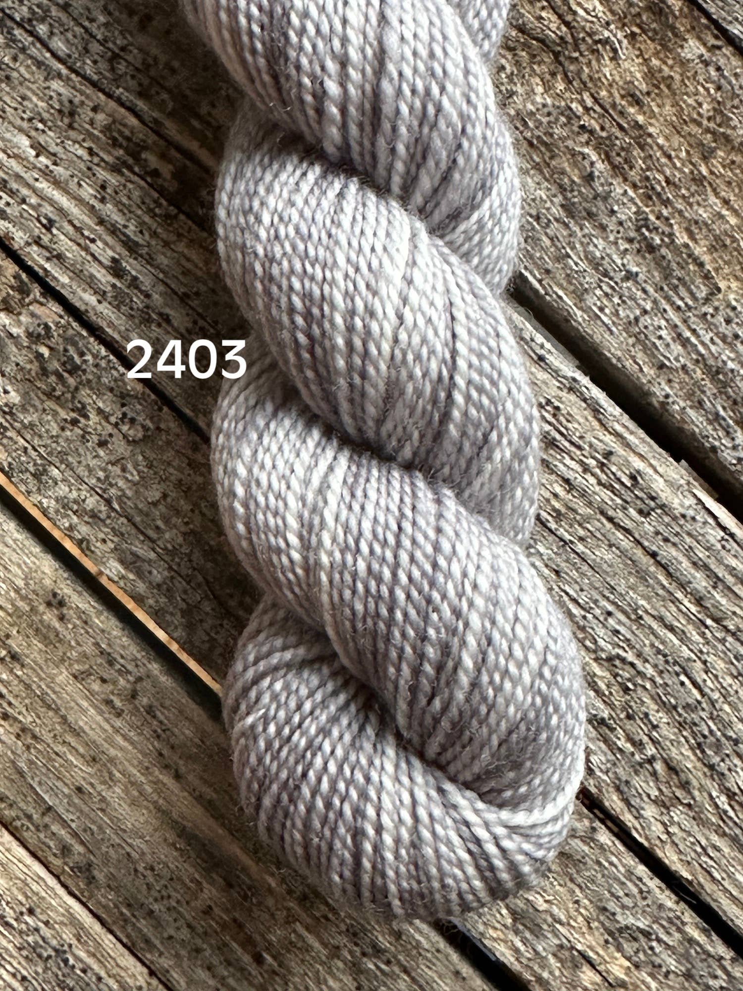 Koigu Wool Designs – wholesale Garn – KPM (halvfasta ämnen) Del 2 Fingring (5/påse)25