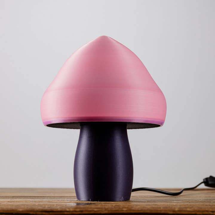 Lucine & Bastien - Wholesale Accent/Desk Lamp - VOLVAIRE - The mushroom that will illuminate your interior4