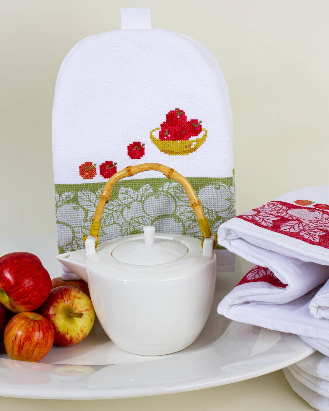 Teresa Alecrim - Têxteis para o Lar - Wholesale Theekopje - Theemuts met appelborduursel2