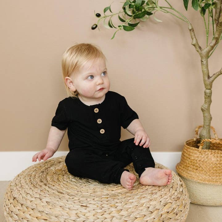 Little Joy Co. - Vente Barboteuse – bébé - Barboteuse Henley en bambou19