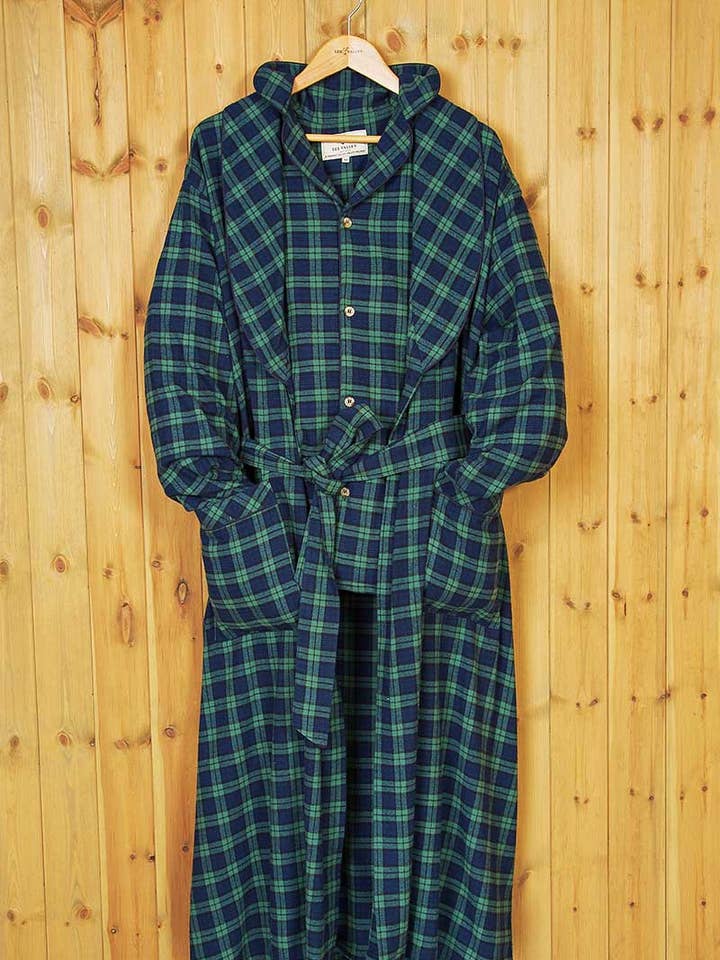 Lee Valley Ireland - Wholesale Robe - Unisex - Lee Valley Flannel Nightrobe - Green Tartan Blackwatch (LV6)2