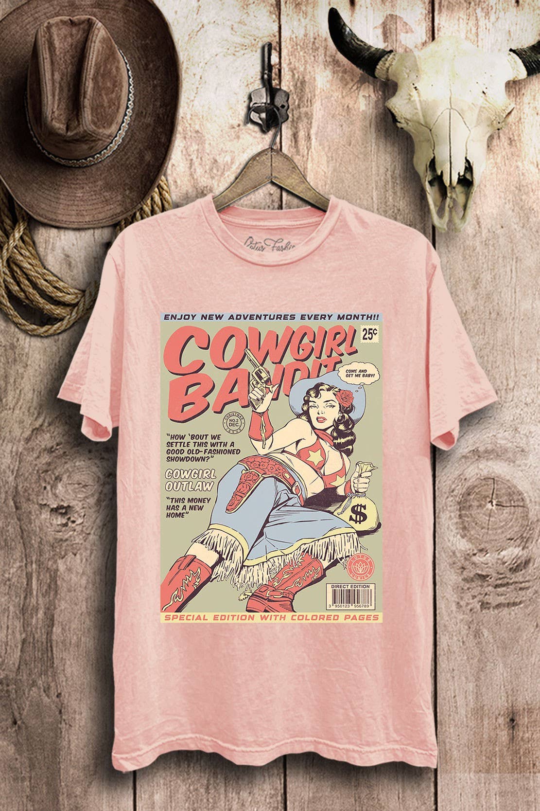 Lotus Fashion Collection - Venta al por mayor Camiseta serigrafiada - Mujer - Camiseta Gráfica Retro de Cómics de Bandida Vaquera del Oeste8