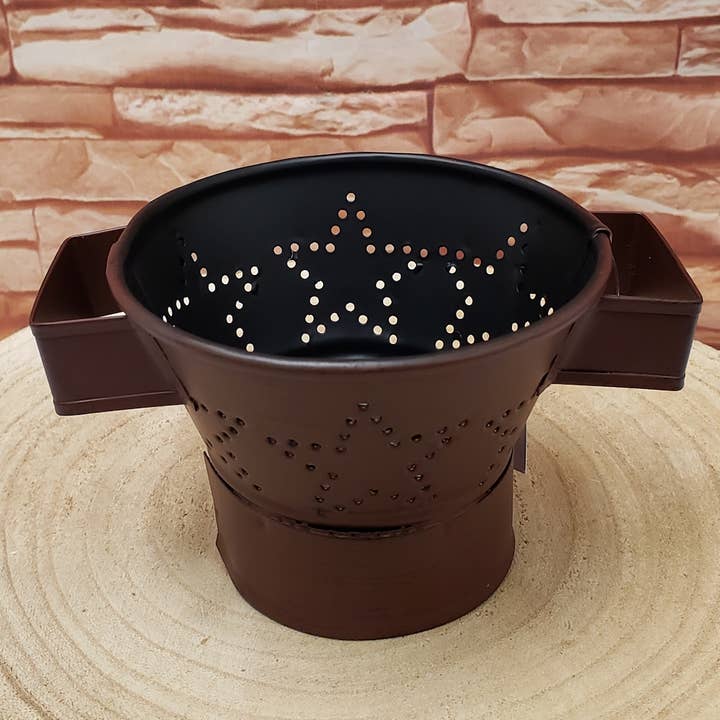 Small Colander Star Pan for wholesale by A.T. Imports