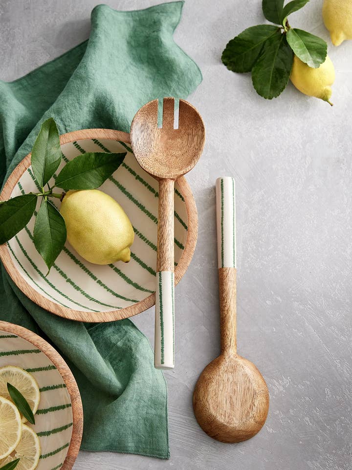Couverts à salade en bois de manguier pour la vente par Fynch-Hatton Living