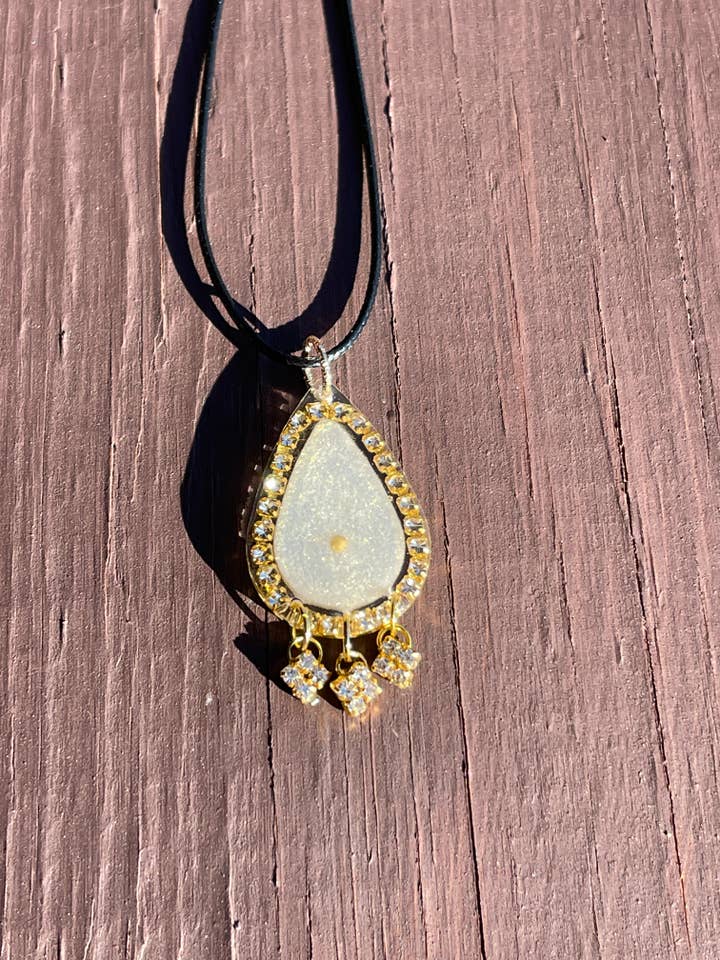 Faith Mustard seed Christian believe hope crystal resin for wholesale by Handmade clay and resin Jewelry