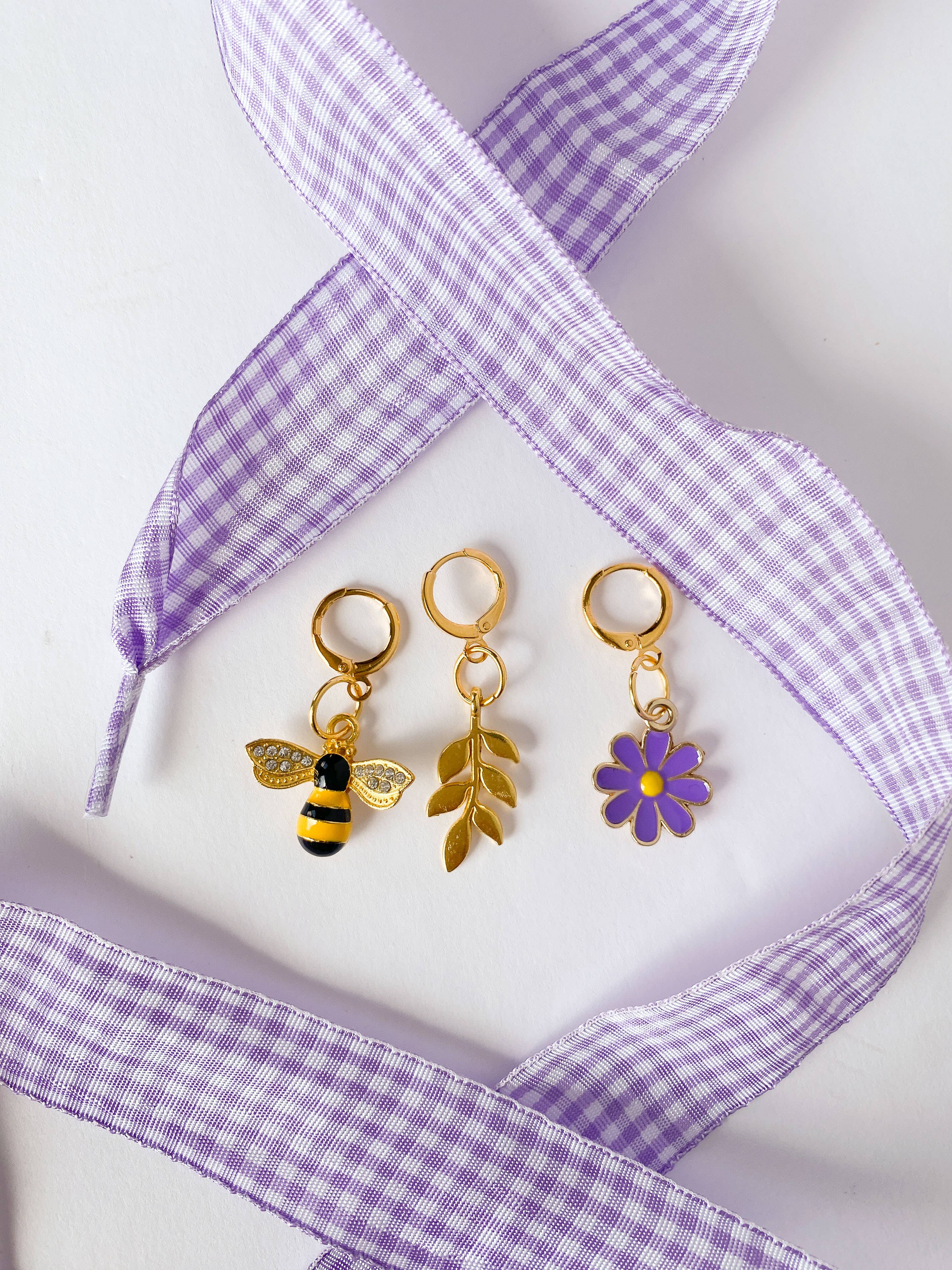 Leo & Lee Studio – Acessórios de calçado por atacado – Conjuntos de Charme e Atacadores – Acessórios para Atacadores52