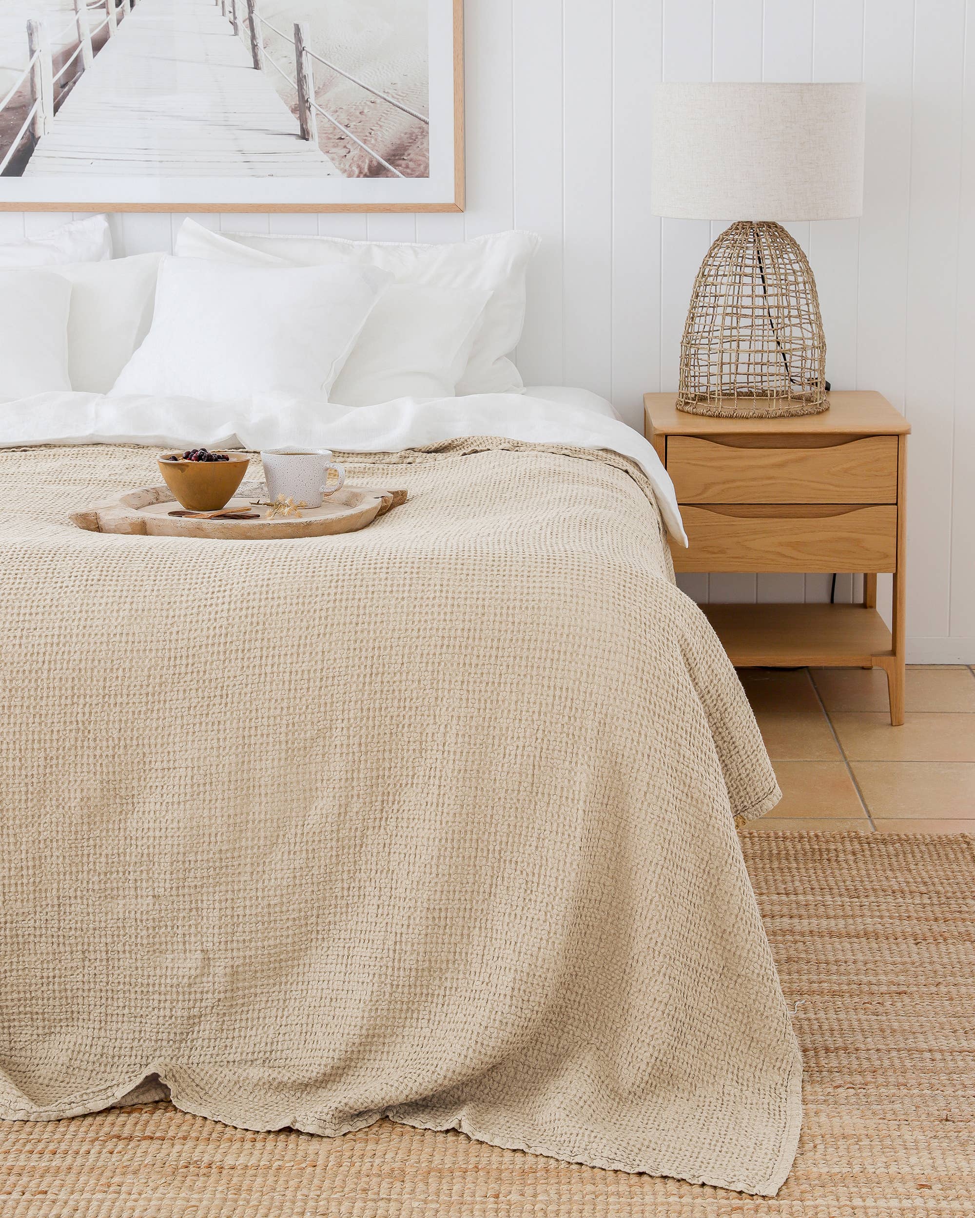 MagicLinen (We handle U.S. import procedures for you) – wholesale Prydnadsfilt – Pläd i linne med våffelstruktur i vaniljfärg6