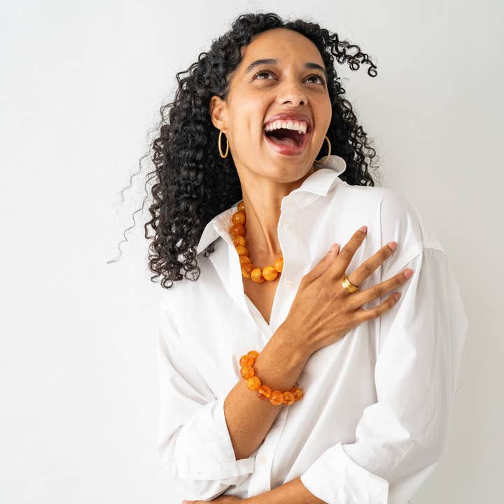 INK + ALLOY - Vente Bracelet de perles - Bracelet en perles de résine ambrée Cece Large en gros2